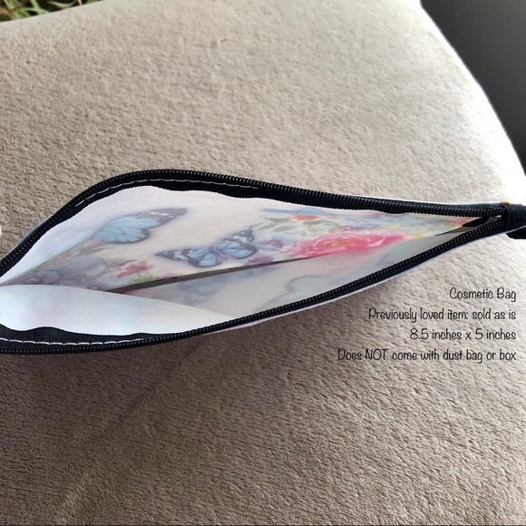 ✨2/$7✨ Cosmetic Bag / Toiletry Bag 🛍 Bundle Me! - Picture 3 of 5